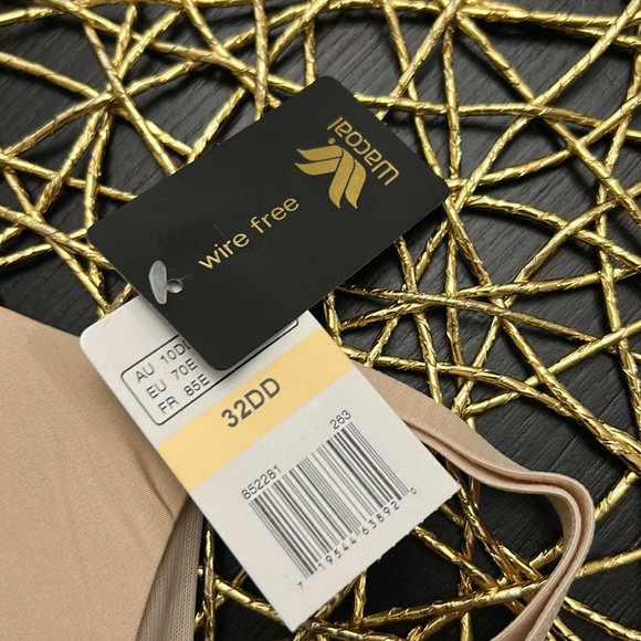 Wacoal ultimate side smoother wire free bra, #852281 Size 32DD - Picture 7 of 7